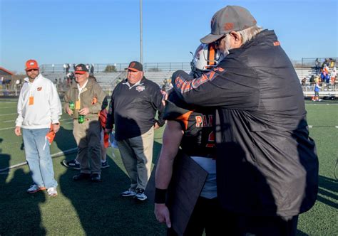 Retiring Washington coach leaves legacy that stretched well beyond the ...