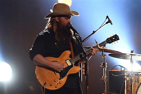 Chris Stapleton Releases 'Broken Halos' as New Single [LISTEN]