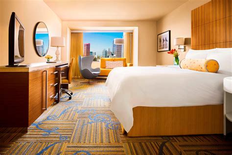 Luxury Downtown Los Angeles, CA Hotel | JW Marriott Los Angeles L.A. LIVE