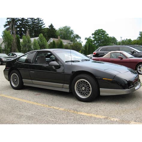 1986 PONTIAC FIERO GT