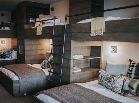 Love this design for bunk beds for hostel. | 1000 | Dormitorios, Dormitorios/recámaras, Casas