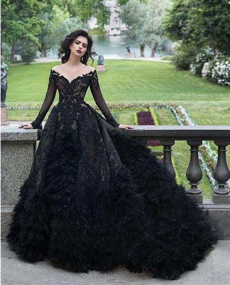 Mastering Elegance: The Ultimate Guide to Black Wedding Dresses