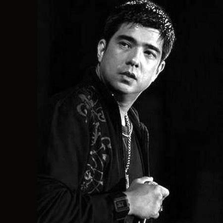 Francis Magalona Lyrics, Songs, and Albums | Genius