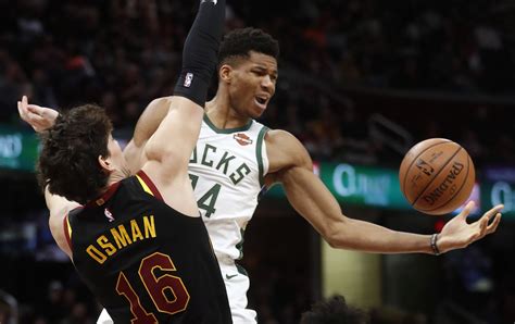 Cleveland Cavaliers at Milwaukee Bucks, Game 3 preview and listings ...