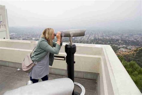 Griffith Observatory + La La Land Planetarium - Traveling Chic