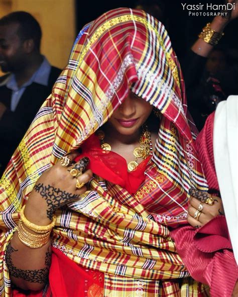 Beautiful African women in traditional clothing | Page 11 | Sports, Hip ...