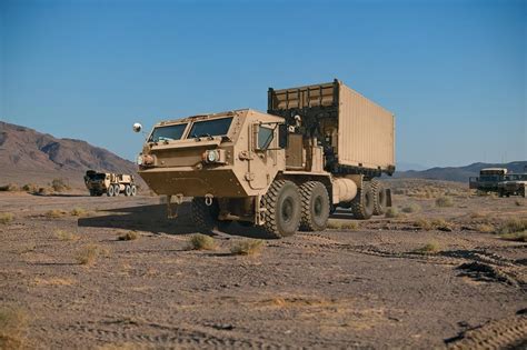 Army Awards Oshkosh Defense $40 million for HEMTT Recapitalization | Defense Media Network