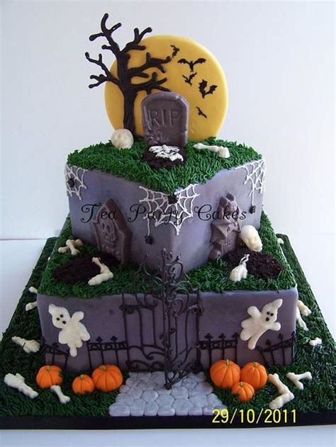 Halloween Graveyard Cake - Decorated Cake by Tea Party - CakesDecor