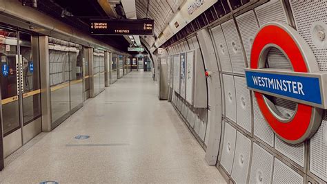 London Underground 🇬🇧 - Westminster Underground Station Virtual Tour ...