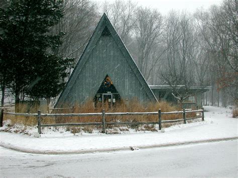 Hiking trails just the start at Forest Park Nature Center - Chronicle Media