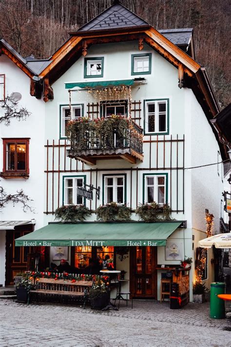 A Complete Travel Guide to Hallstatt, Austria - Urban Wanders