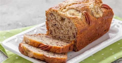 Ina Garten’s Banana Bread (Easy Recipe) - Insanely Good