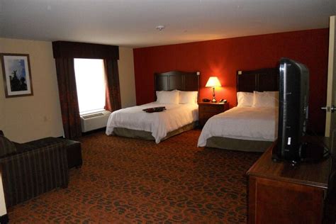 Hampton Inn & Suites Cincinnati / Uptown University Area Cincinnati | Bookonline.com