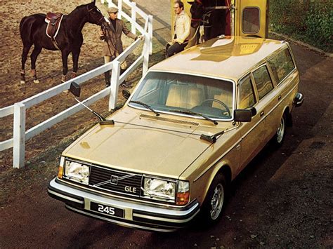 1980 Volvo 240 - Information and photos - MOMENTcar