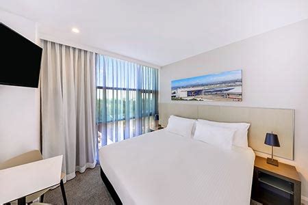 Sydney Airport Hotel | Travelodge Hotels