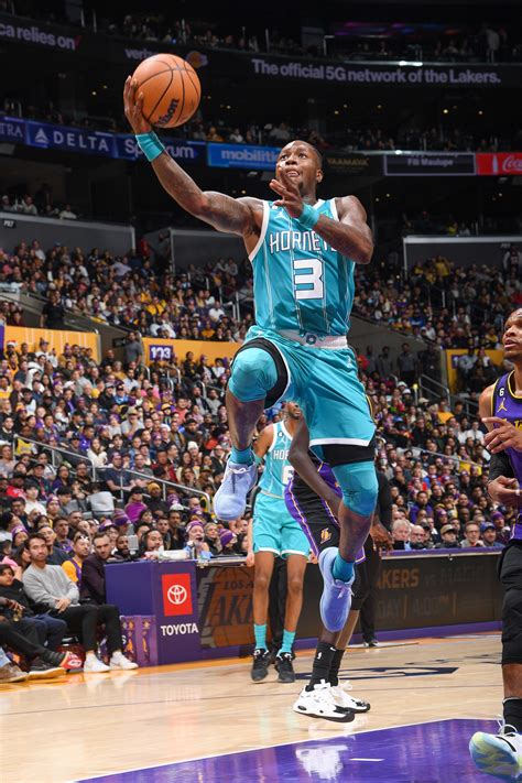 Hornets vs Lakers Gallery - 12/23/22 Photo Gallery | NBA.com