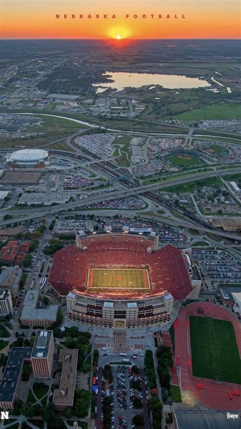 Nebraska Football - Memorial Stadium #collegefootballstadium | Nebraska ...