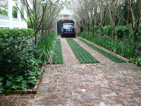 30 Cool Driveway Design for the First Impression that is Not Forgotten ...