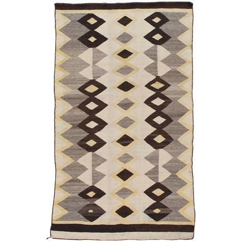 Antique Navajo Rug For Sale at 1stdibs