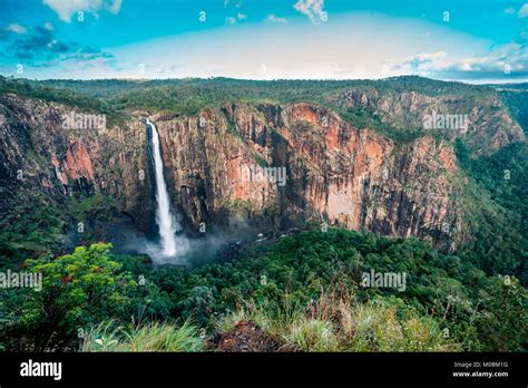 Wallaman Falls - The tallest waterfall in Australia Stock Photo - Alamy