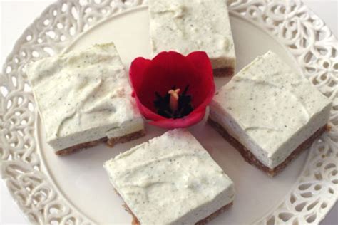 Lemon Myrtle No Bake Cheesecake Slice