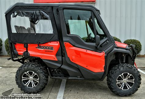 2017 Honda Pioneer 1000-5 Deluxe Review / Specs + NEW Changes Overview / Breakdown | QuickFlip ...