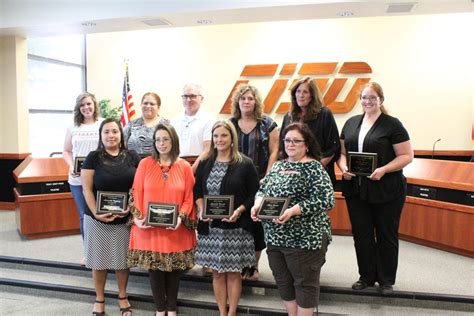 Cleburne ISD recognizes employees, students | Local News | cleburnetimesreview.com