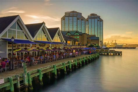 The 20 Best Things to do in Halifax, Nova Scotia | Roaming Couples