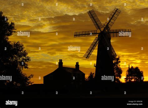 Alford lincolnshire windmill hi-res stock photography and images - Alamy