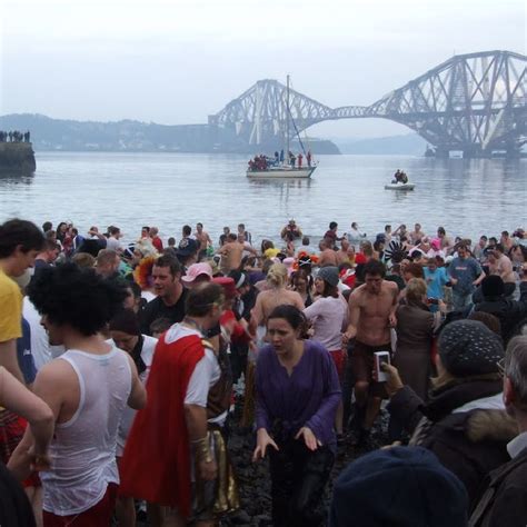 Scotland's annual "Loony Dook" - Event - Bite Sized Britain - Britain’s amazing history and culture