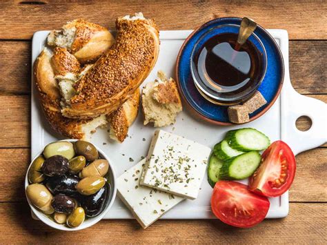 How to Prepare a Turkish Breakfast Spread