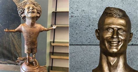 Mo Salah: Statue des Ägypters erinnert an Ronaldo-Büste - Sport - jetzt.de