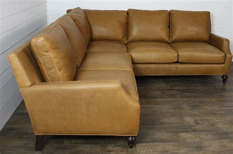 McKinley Leather 4245 Fox Sectional in Harness Nut Leather