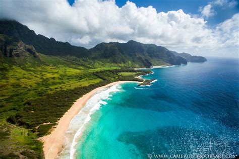 It's Called The Garden Island -- Here's Why | Secluded beach, Hawaii ...