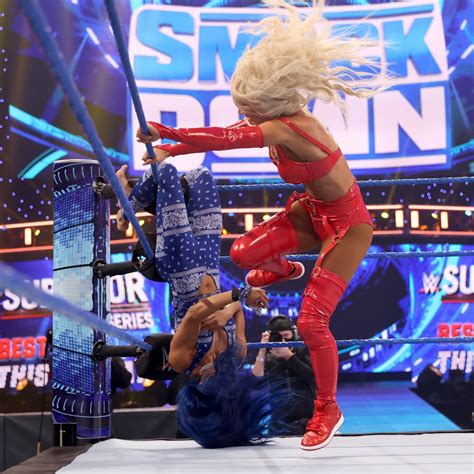 WWE Women 🌞, Carmella and Sasha Banks:Friday Night Smackdown...