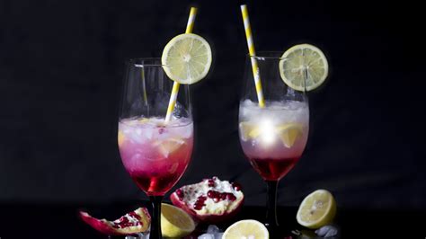 Aldi are selling PINK gin and it's so pretty and cheap - heat