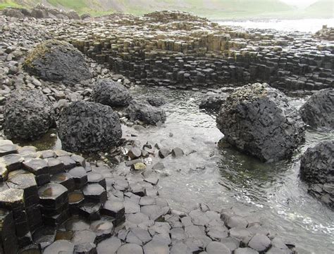 Geology of Giant's Causeway | Geology, Natural phenomena, Amazing nature