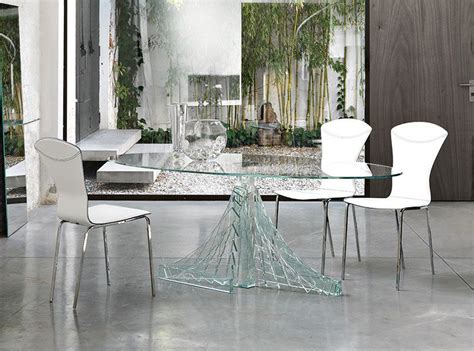 40 Glass Dining Room Tables To Revamp With: From Rectangle To Square ...