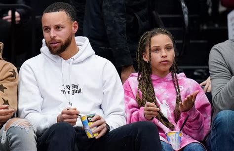 Riley Curry - Age, Bio, Birthday, Family, Net Worth