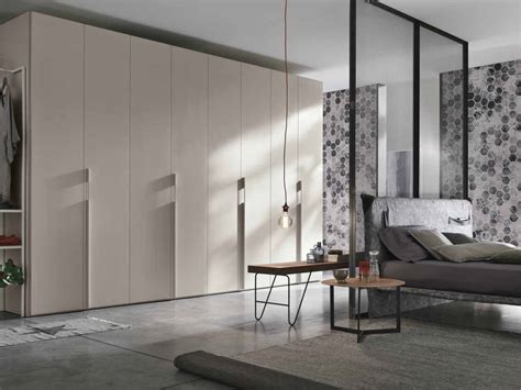 How to choose the right wardrobe design for a minimalist bedroom