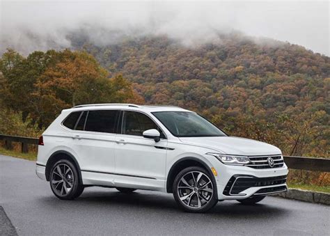 2023 Volkswagen Tiguan Review | Pricing, Trims & Photos - TrueCar