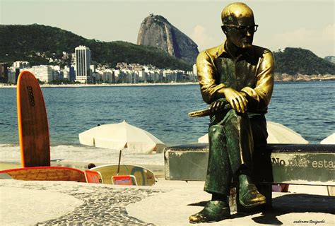 Posto 6 em Copacabana: um pedaço vivo da história carioca – Orla Rio