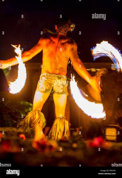 Native male Hawaiian performing traditional fire dance at Lua, Big ...