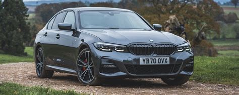 Drive with us: BMW 3 Series Hybrid Review | Carparison