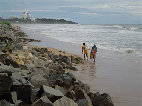 * MALABAR *: Payyambalam Beach, Kannur