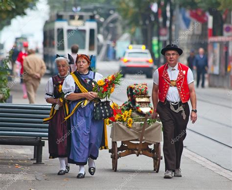 Swiss National Day parade in Zurich – Stock Editorial Photo ...