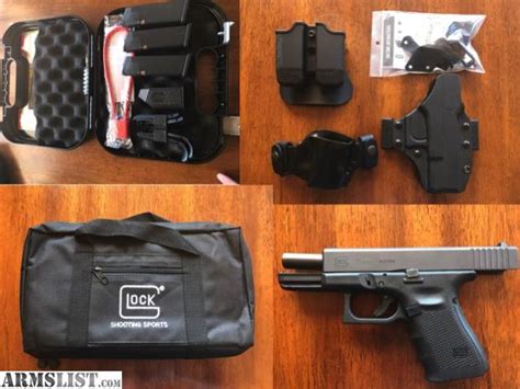 ARMSLIST - For Sale: Glock 19 Gen 4 w/accessories