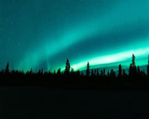 THE BEST TIME AND PLACE TO SEE NORTHERN LIGHTS IN THE YUKON — Overland Yukon