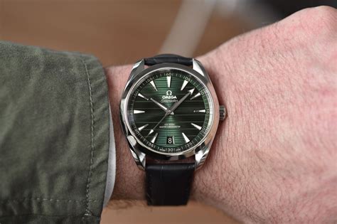 Omega Seamaster Aqua Terra 150m Master Chronometer Green // Review