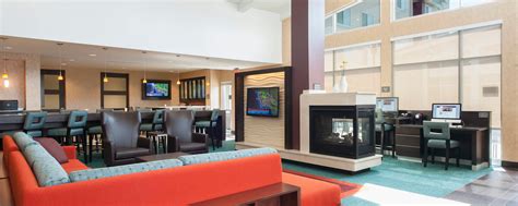 Extended Stay, Pet-Friendly Hotel In Bloomington, IL | Residence Inn